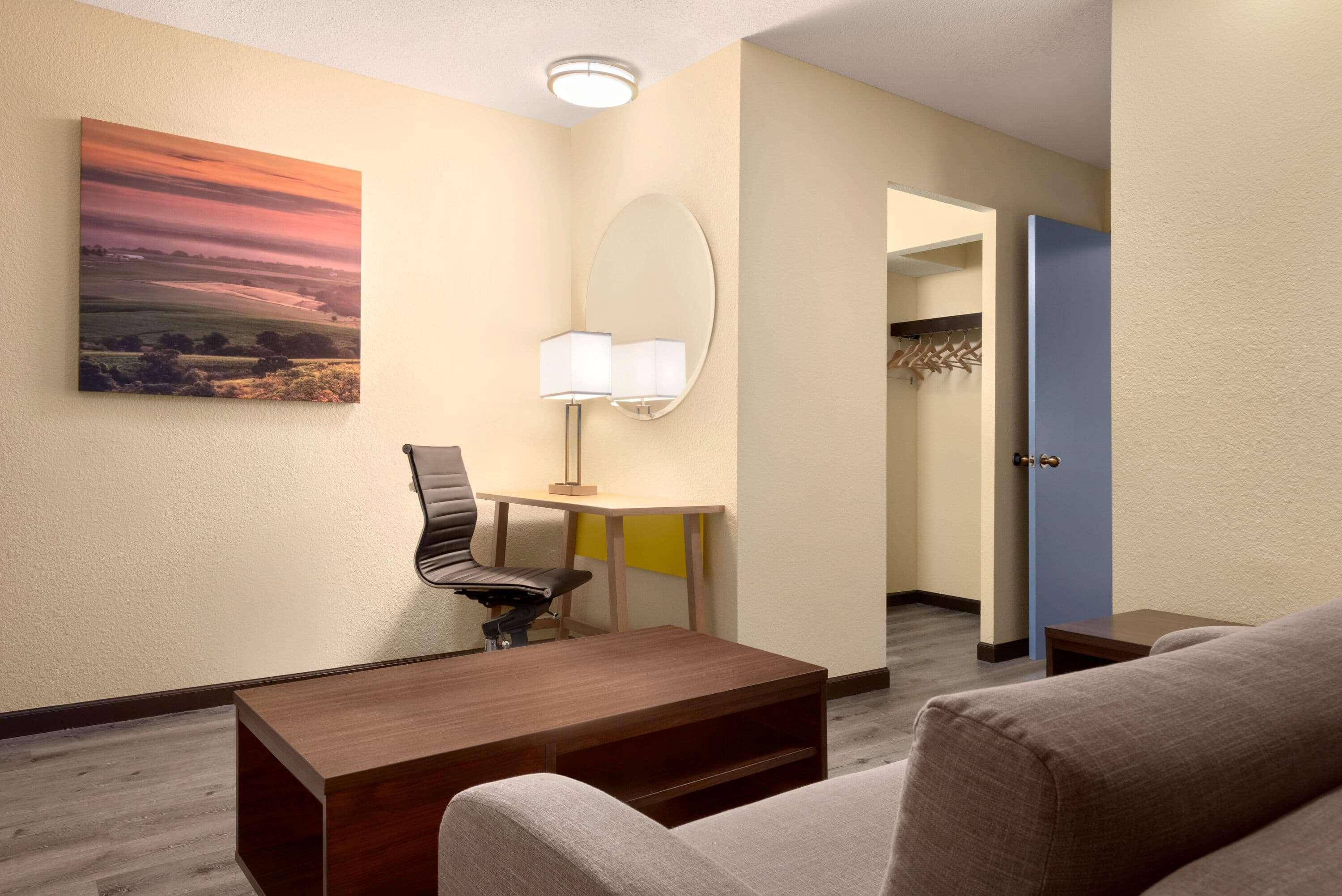 Days Inn & Suites By Wyndham Мерилвил Екстериор снимка