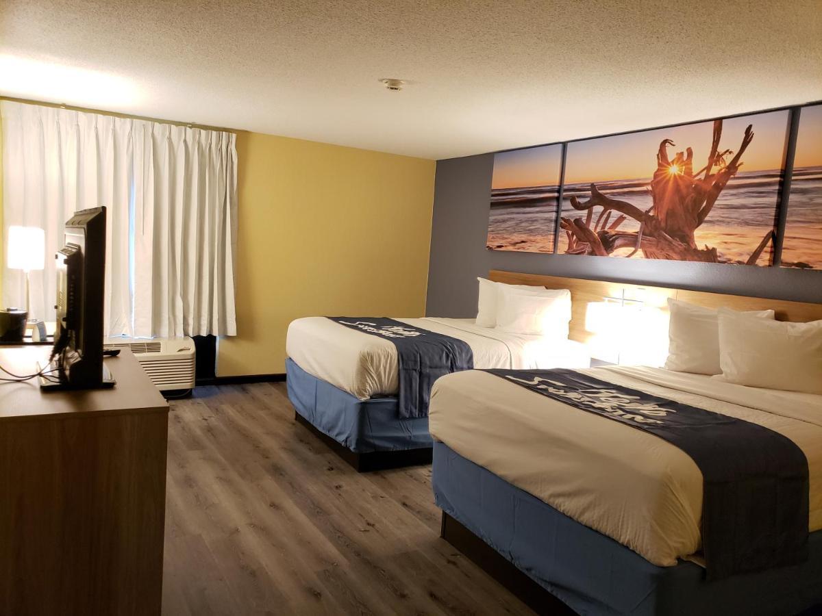 Days Inn & Suites By Wyndham Мерилвил Екстериор снимка