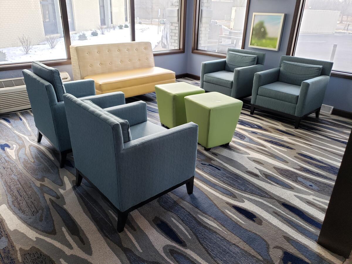 Days Inn & Suites By Wyndham Мерилвил Екстериор снимка